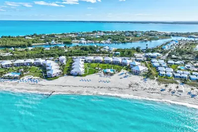 Image de Welcome to \"Treasure Pleasure 2\" Bahama Beach Club 3-bedroom, Beachfront Condo