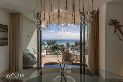 Image de 3 Br. Ocean Front Ph with Stunning Views