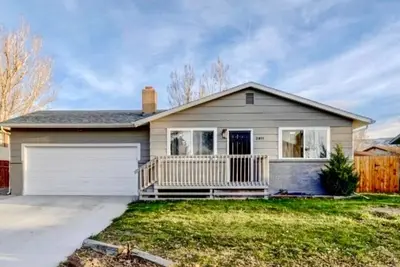 Image de Family friendly home just 15 minutes from the Events Center, airport, & downtown