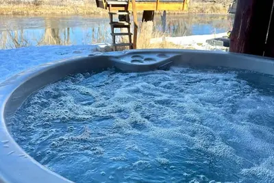 Image de Eagle - Colorado River Cabin with Hot tub!