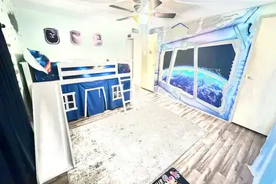 Image de Lovely 3-bedroom house with WiFi in Edgewater