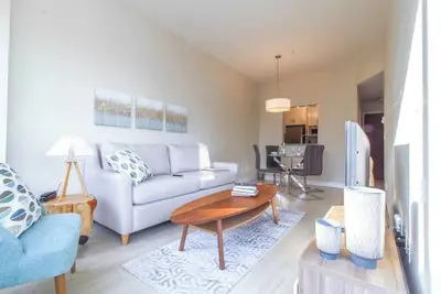 Image de Beautiful Downtown Unit