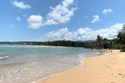 Image de Casa Samba: Breezy 3-bedroom beach condo with WiFi, Ac in beautiful Río Grande