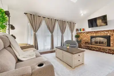 Image de The Singing Willow - Spacious Retreat near Microsoft