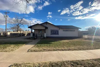 Image de Rock or rest in style—Lubbock’s top music-themed luxury stay awaits!