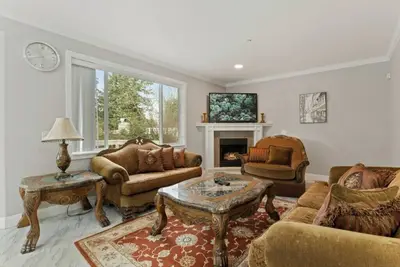 Image de Perfect Private Getaway in SeaTac Near Downtown!