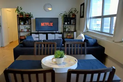 Image de Sunny 2br in St Jamestown Toronto