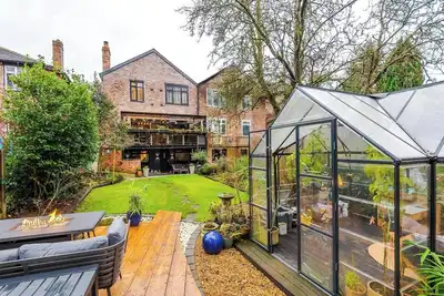 Image de Unique Luxury Home in Northenden / 10 Guests