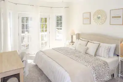 Image de Prime Location! Golf+Pickleball+Tennis+Walkable