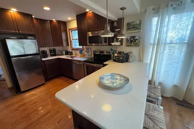 Image de Unwind in Our 4-Bedroom Pet-Friendly Bay Community Escape!