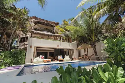 Image de Beach front Paradise | Casa Nft Tulum-Soliman Bay