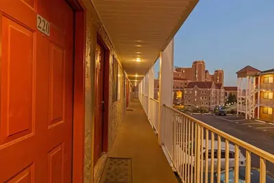 Image de The Ward - Resort Style Gameday Condo