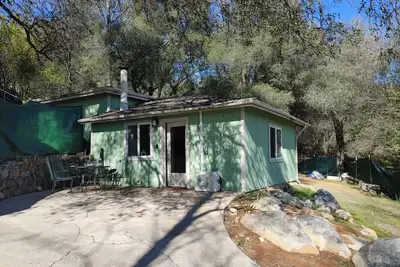 Image de Charming 2-bedroom house with WiFi, Ac in Historic Rough and Ready town