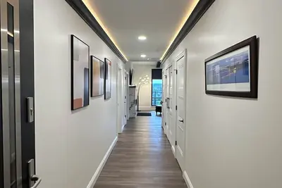 Image de Skytower Penthouse Suite 2