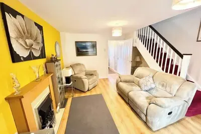 Image de Quiet 2bedroom Home-Garden-Parking-Family Friendly