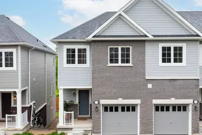 Image de Dufferin Retreat - Centrally Located, close to Parks, Trails and Local Shops