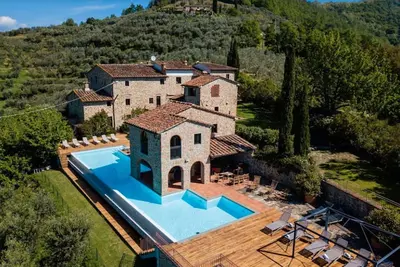 Image de Villa à Case Di Monte avec 8 chambres à coucher, 16 couchages