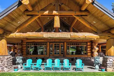 Image de Grand Legacy Lodge, White Mountains Az, Sleeps 34