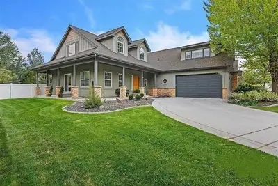 Image de Luxury Meridian Retreat | Game Room | 3 King Beds