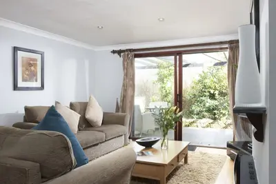 Image de Lodge 13, Hustyns - a lodge that sleeps 6 guests in 3 bedrooms