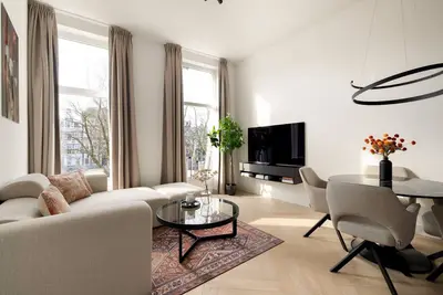 Luxury apartment in the heart of Rotterdam. offering elegance, comfort and modern amenities.