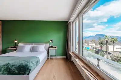 Image de Lumineux deux-pièces entouré de verdure (Luminosa Apartment)