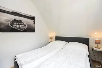 Image de The apartment \"Korb 3\", located on the 2nd floor of the house \"Strandkorb 12\"