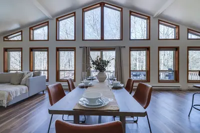 Image de Serene Escape at Big Bass – Lake & Pool Access