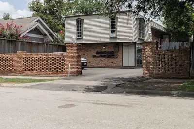 Image de Studio @ Montrose 05! Downtown, Medical Center, Stadium