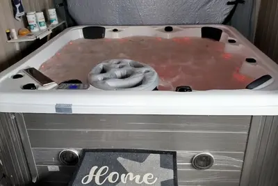 Image de Maison avec Jacuzzi Intérieur à 5 Min de la Plage et du Gr34-Le Diben, Plougasnou