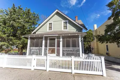 Image de Steps to Beach! Renovated Ocean Block Cottage with Porch & Off-Street Parking