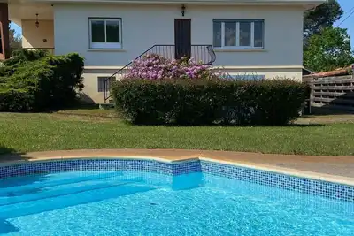 Image de Lovely 3-bedroom house with swimming pool in charming Léon