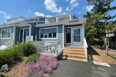 Image de Tranquil Beach Townhome at Dewey Cove: Walk to Beach, Dining & More!