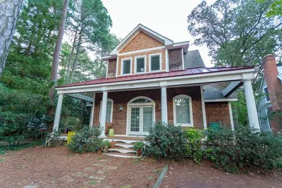 Image de Charming Rehoboth Cottage – Steps to the Beach, Dining & Shopping!