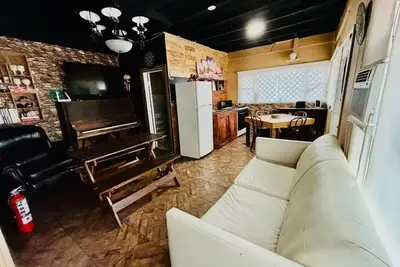 Image de Family and friends 3br downtown trendy Ap jacuzzi