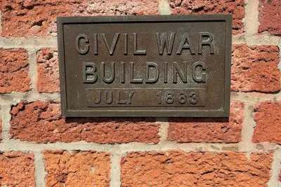 Image de 1860s pet friendly five bedroom home in downtown Gettysburg.