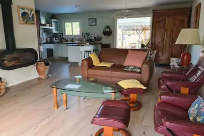 Image de Location saisonnière Villa+parking voitures+piscine