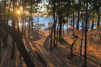 Image de Farm on the lakeshore, with complete barbecue area