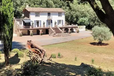 Image de Mas la Solarie au cœur des Cévennes avec accès privé à la rivière 10 personnes