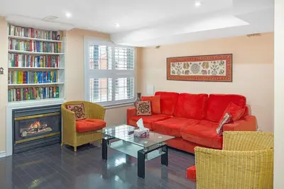 Image de Private, Spacious with Jacuzzi & Great Location