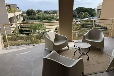 Image de Spacieux T3 avec terrasse à Hyères