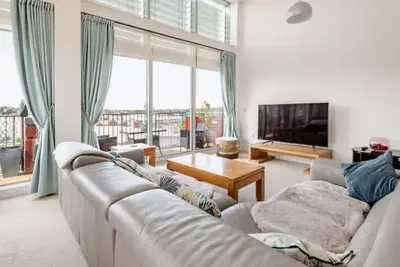 Image de The Penthouse - A unique and spacious duplex penthouse in a top city location.
