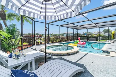 Image de Heated Salt Pool/Spa/Game Room/Lake Views near Anna Maria Island