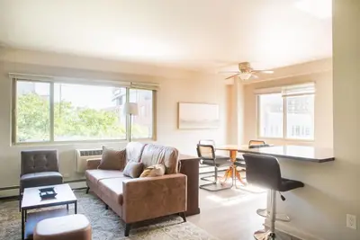 Image de Spacious Renovated 2br Apt Close to Brady St