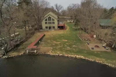 Image de Spacious Lakehome on Long Lake in Burtrum, Mn: 3 Bedroom/Bath, 2 Kitchens
