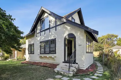 Image de Art Deco Tudor in Minneapolis' Northeast Arts District