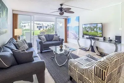 Image de Harbour Heights #18 Seven Mile Beach, Ground Floor 2 Bedroom Condo