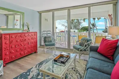 Image de Harbour Heights #36 Seven Mile Beach, 2 Bedroom, 2. 5 Bathroom Second Floor Townhouse