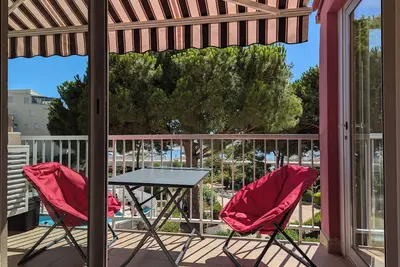 Image de \"Le Pharo\" Face au Port, piscine, clim, garage