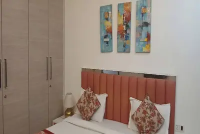 Image de CozyRoom in lovely New Delhi with WiFi, Ac